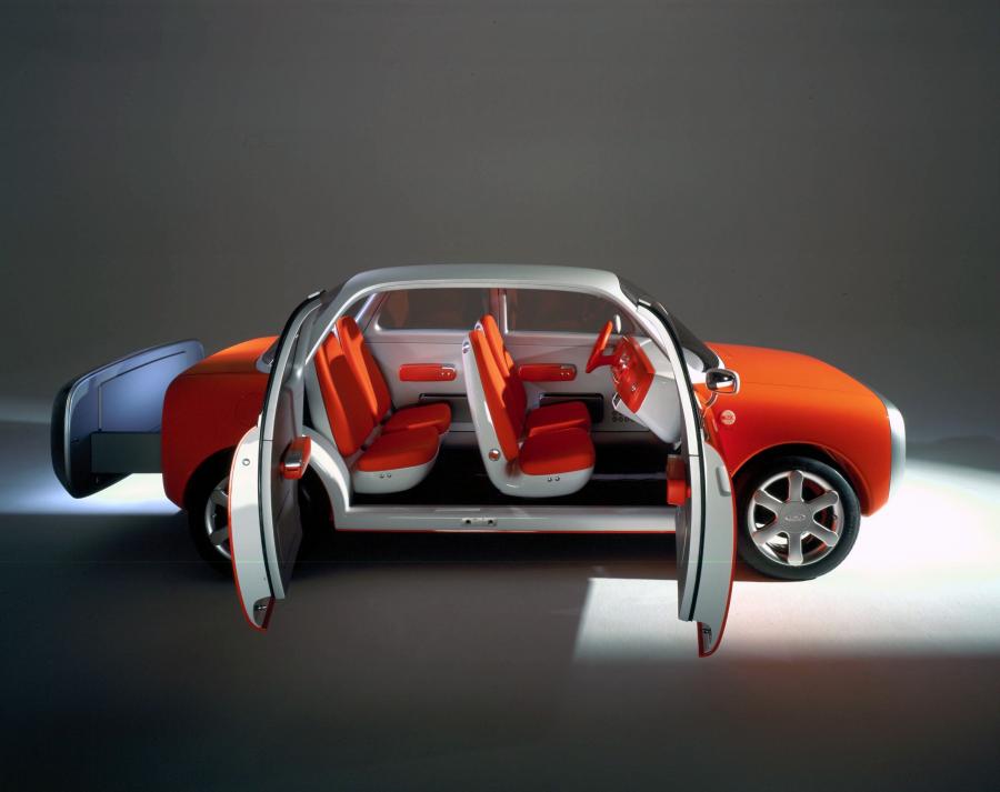  Ford 021C Concept 1999 года  (фото 23 из 25)